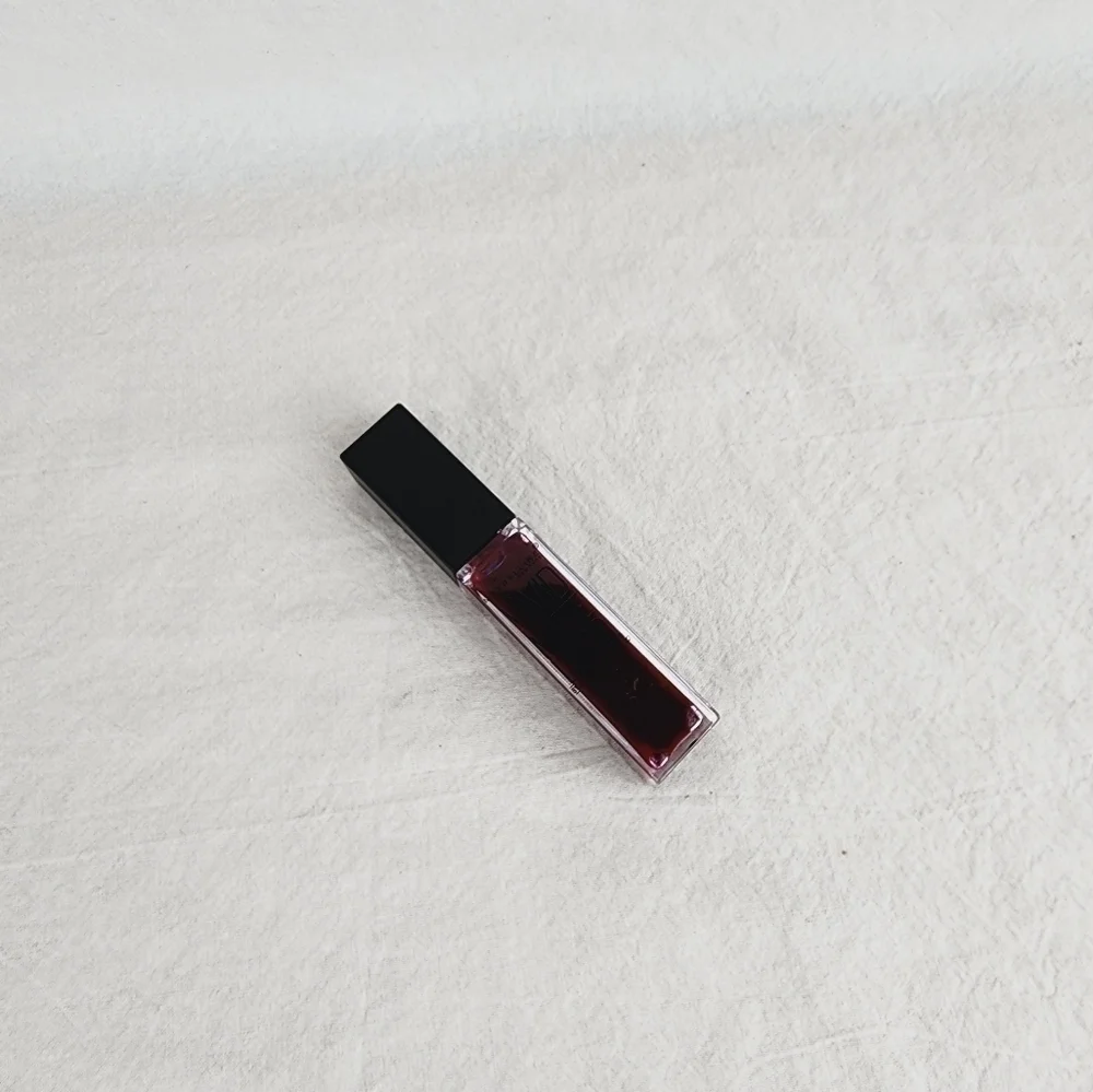 Color Sensational Vivid Matte Liquid Lipstick Shade 39